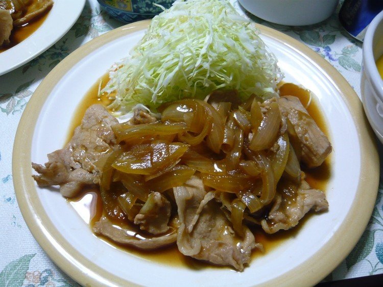 今日の晩御飯は豚肉の生姜焼き！！