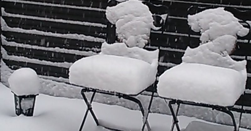 雪の椅子