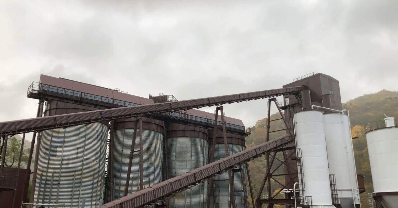 庶民の生活と為替政策：円高と円安の影響を考察する