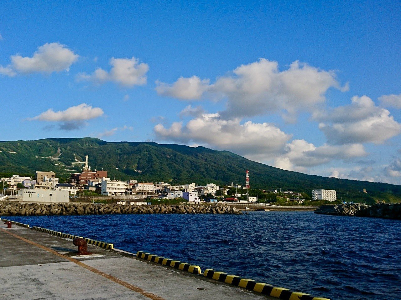 週末は東京の火山島 伊豆大島でリフレッシュ 私の気ままなひとり旅 Nonmari ノンマリ Note