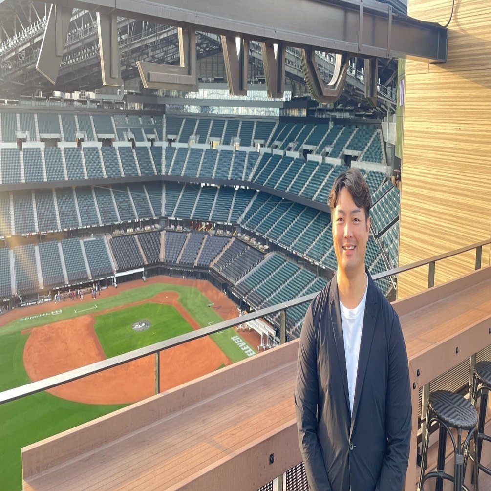 SQUEEZE Voice】公務員からスタートアップへの挑戦！～北海道庁から転身した小林がSQUEEZEで挑戦したいこと～｜SQUEEZE  ｜ホテル運営とソリューション提供で観光DXを推進