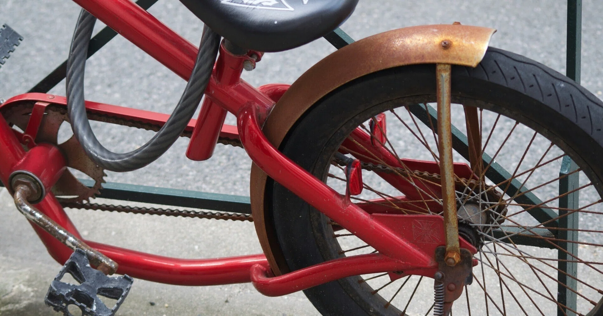 子供の自転車のさび落とし!簡単DIYでシートポストがピッカピカに 子供の自転車のさび落とし!簡単DIYでシートポストがピッカピカに