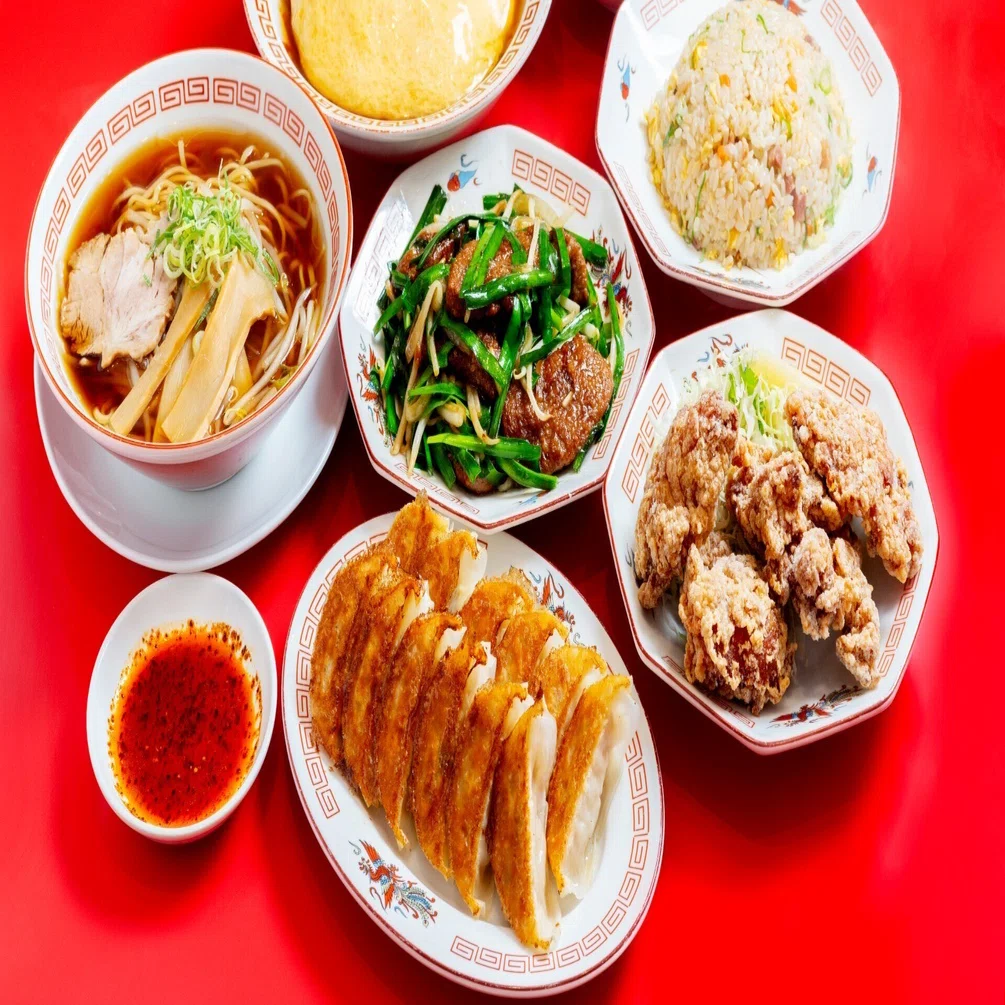 オリジナル王将削り出し 大好きな「デザイン×食」に幅広く携われる大阪王将に魅力を感じて