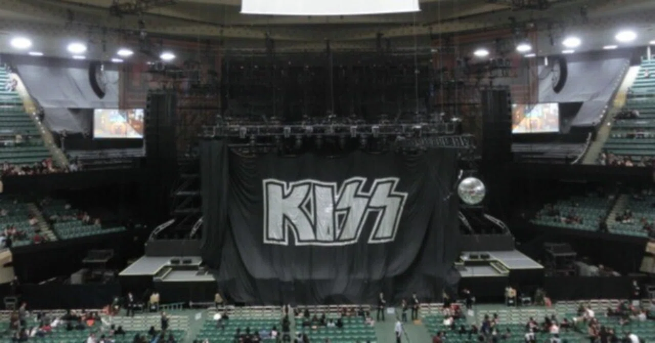 キッス MONSTER JAPAN TOUR 2013 日本武道館 2013.10.23.｜Blue