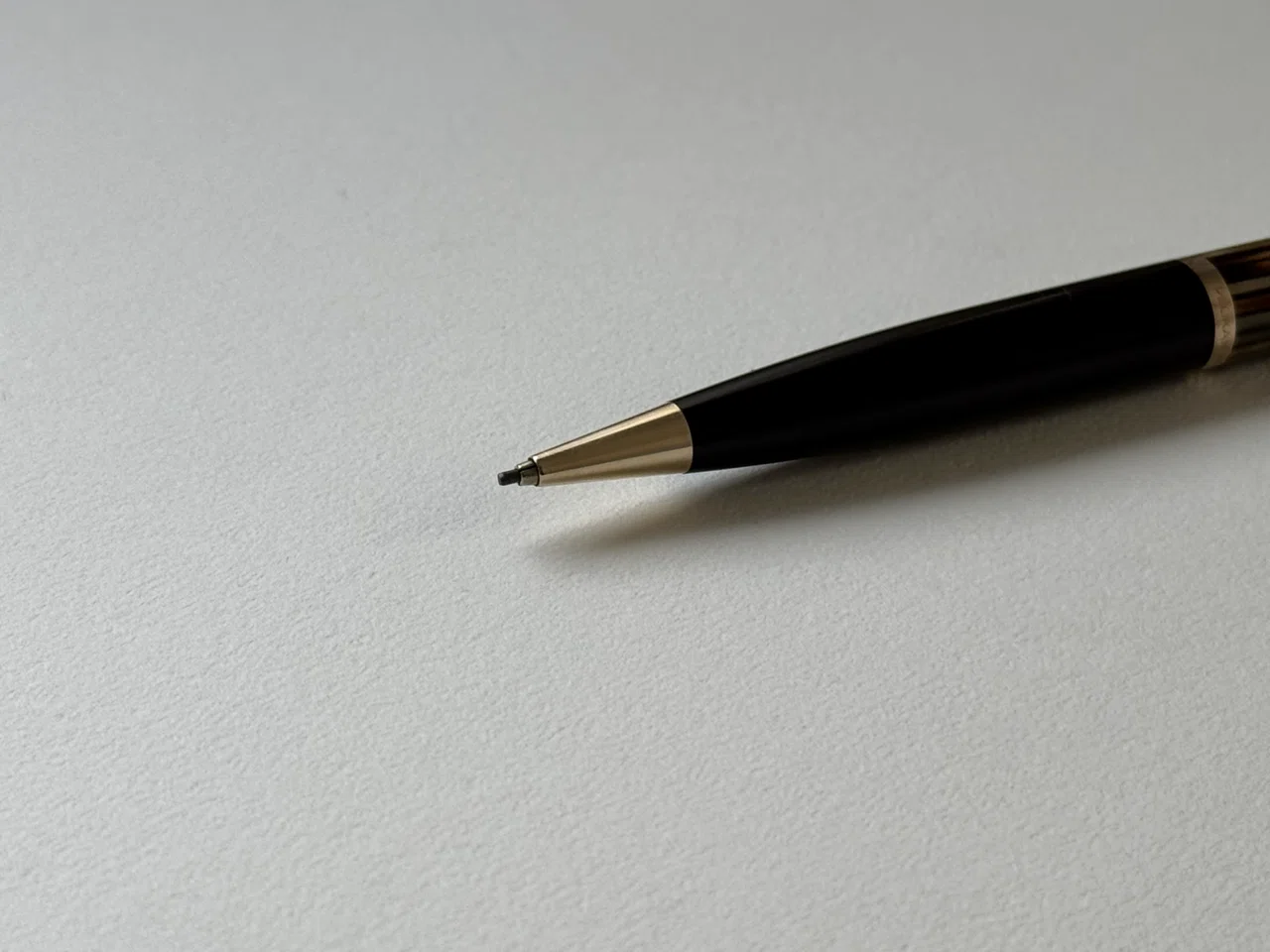 名シリーズの原点。【Pelikan #450 茶縞 1.18mm】｜鬻