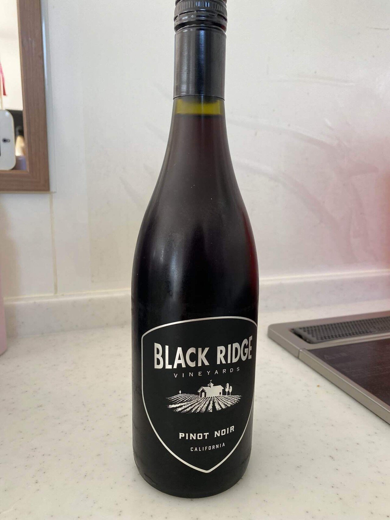 Black Ridge Vineyards Pinot Noirブラック・リッジ