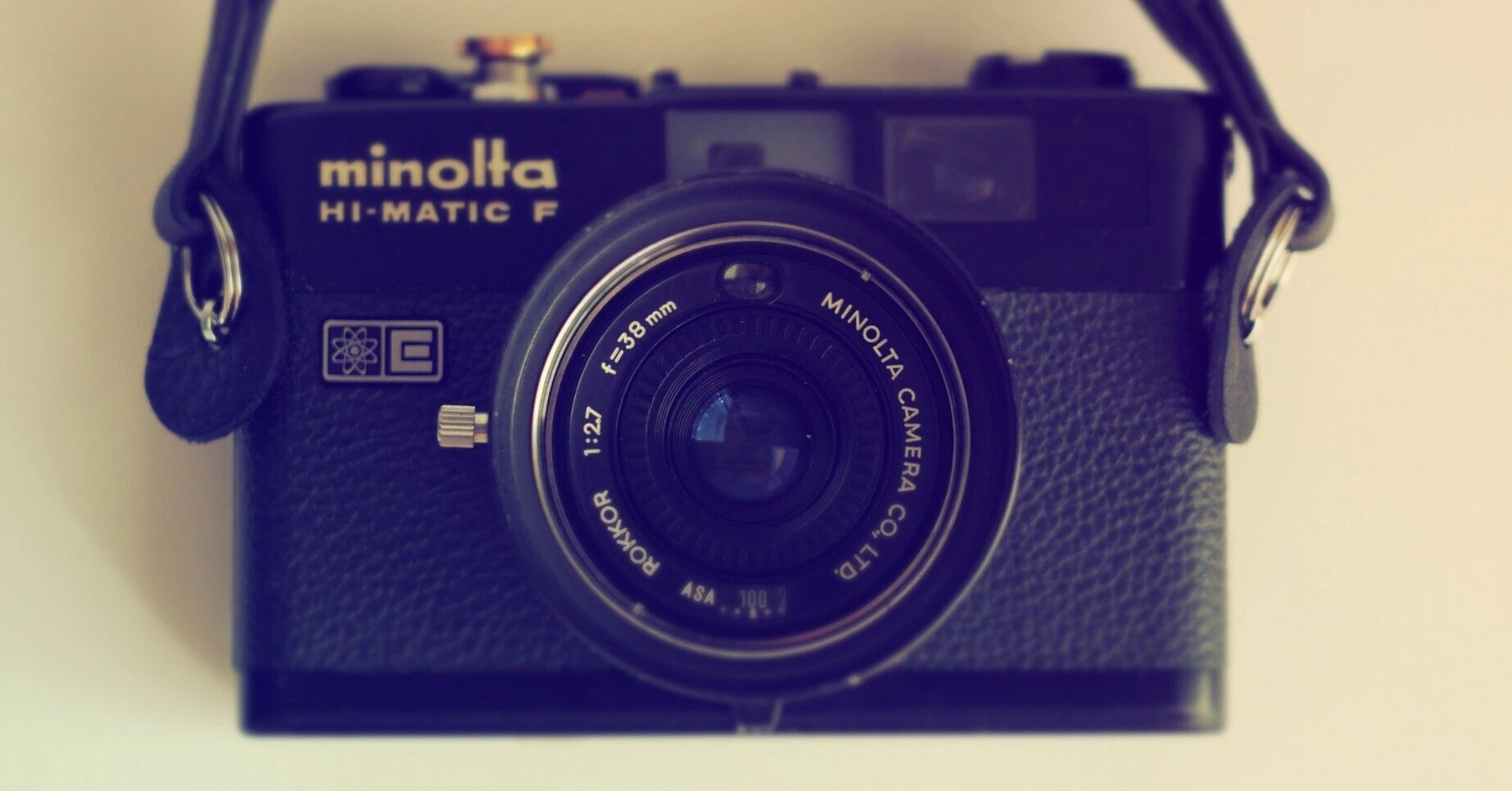 14.コンパクトは正義!Minolta HI-MATIC F <カメラ>|神成 14.コンパクトは正義!Minolta HI-MATIC F <カメラ>|神成