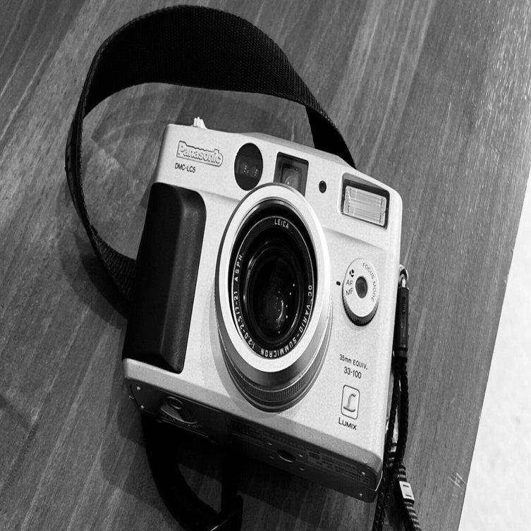 23年前のコンデジ Panasonic LUMIX DMC-LC5で撮る日常｜キョウスケ