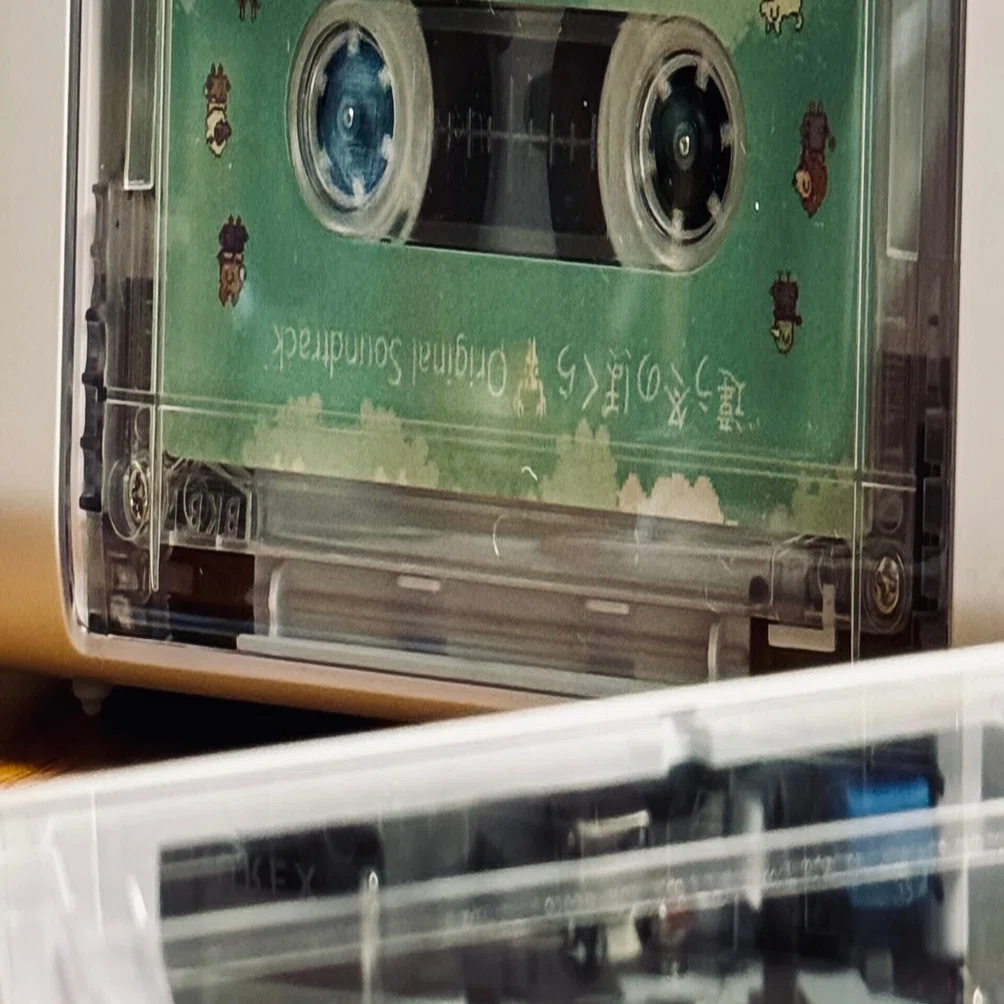 違う冬のぼくら」がくれた、カセットテープで音楽を聴きながら本を読む