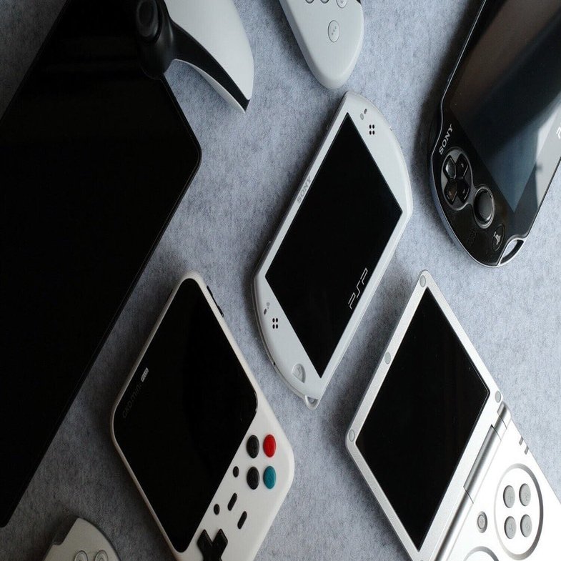 ハンドヘルドゲーム機の旅｜ばるき