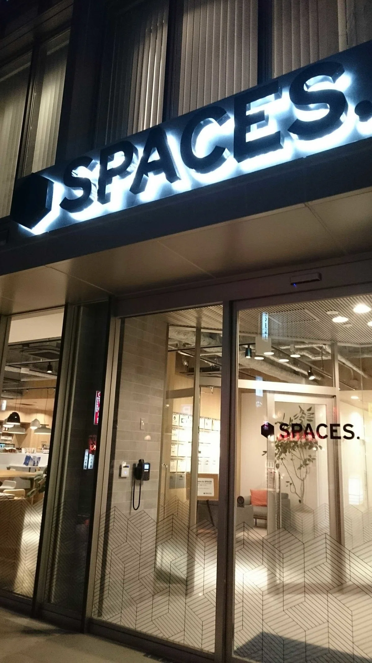 spaces 博多 駅前