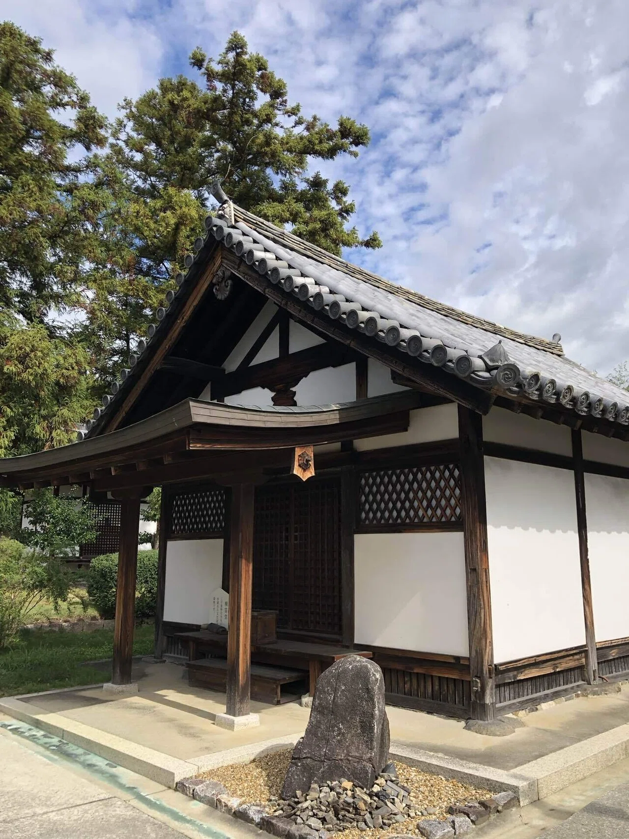 ?私の好きな奈良：法華寺 総国分尼寺・大和三門跡の格式と国宝の本尊 