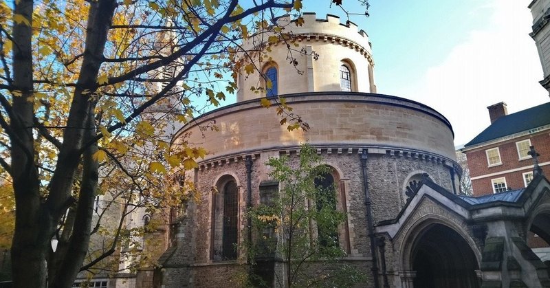 ダ ヴィンチ コード の舞台 テンプル教会でパイプオルガンの音色に酔いしれる ユリ In London Note