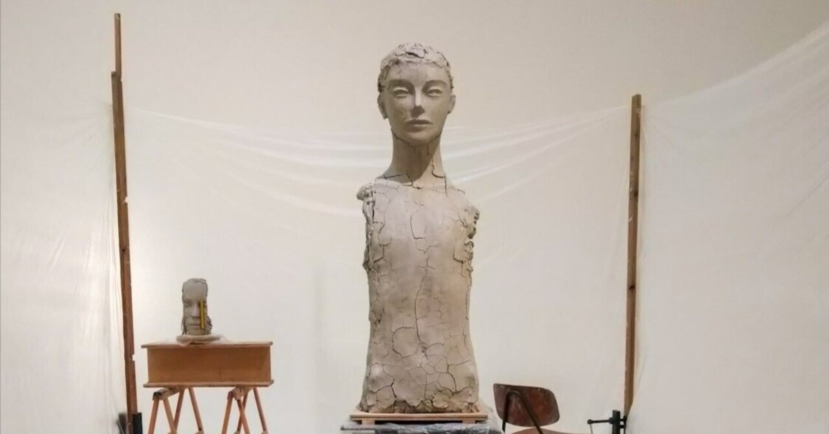時と空間を刻むマーク・マンダース～Mark Manders in What's the story at Koninklijk Museum voor  Schone Kunsten Antwerpen ｜ミイル、オランダ在住のアート好き