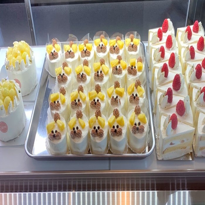 お客さまの笑顔をパワーに 大好きなお菓子づくりを続けていく 2時間で0個売れるケーキ屋さん Calme オーナー 竹内 志保さん 前編 Rename 服の新しい売り方 Note