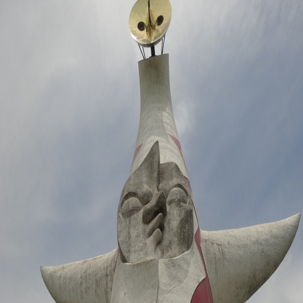 365日色の話 岡本太郎の「太陽の塔」訪ねる旅。大阪万博近づいてき