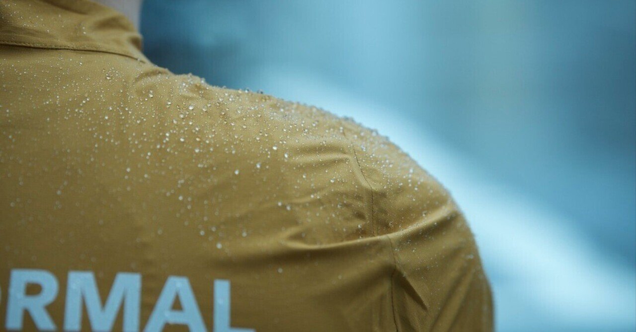 PAS NORMAL STUDIOS/ライド中の急な天候の変化にオススメウェア