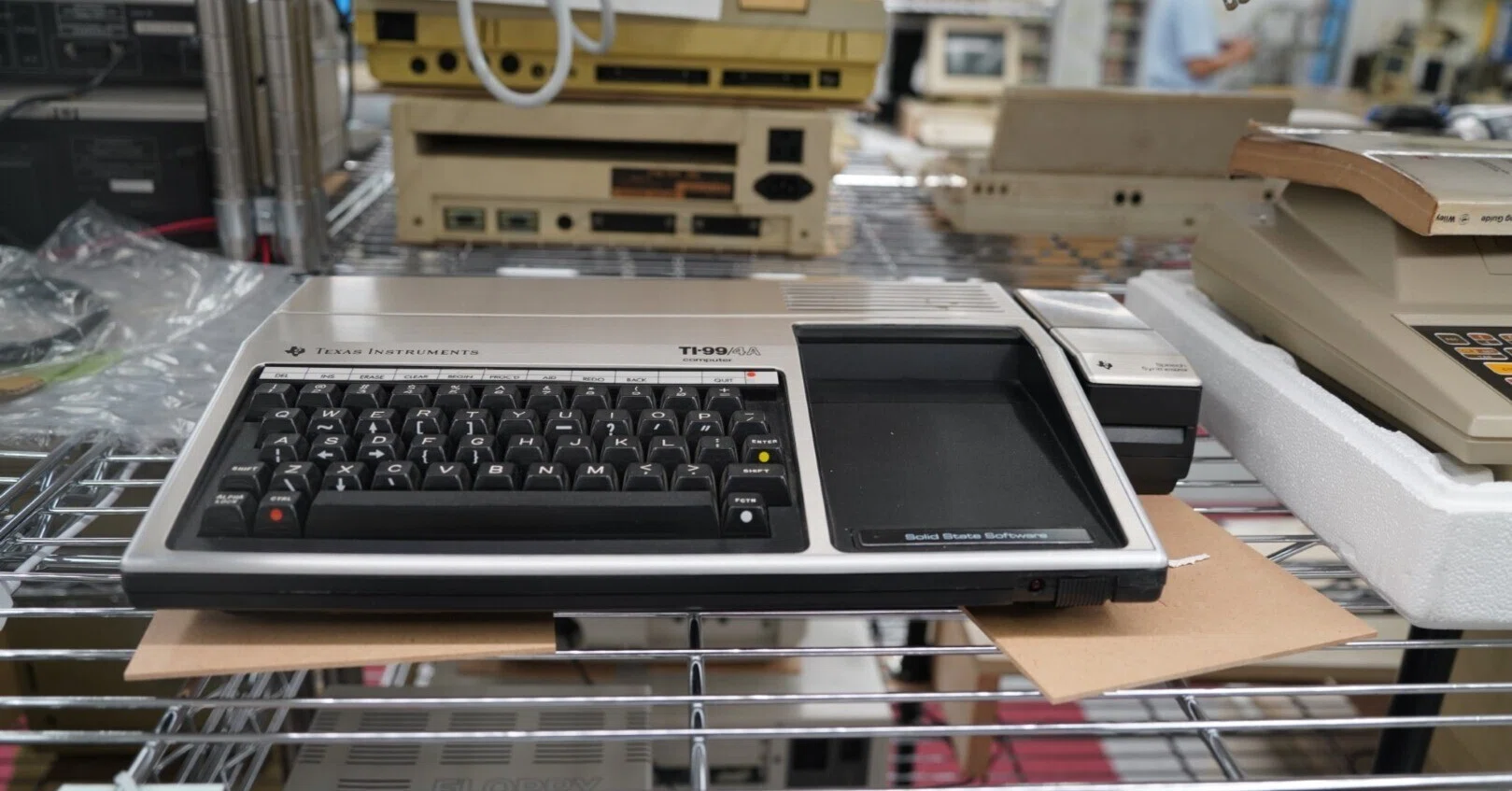 マイコン博物館の展示物たち その8 - いろいろな海外メーカーのPCたち