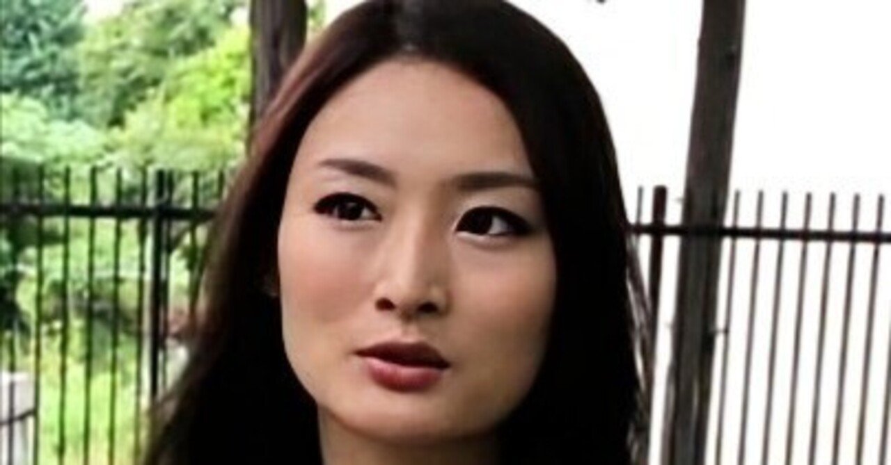 若林志穂のお尻