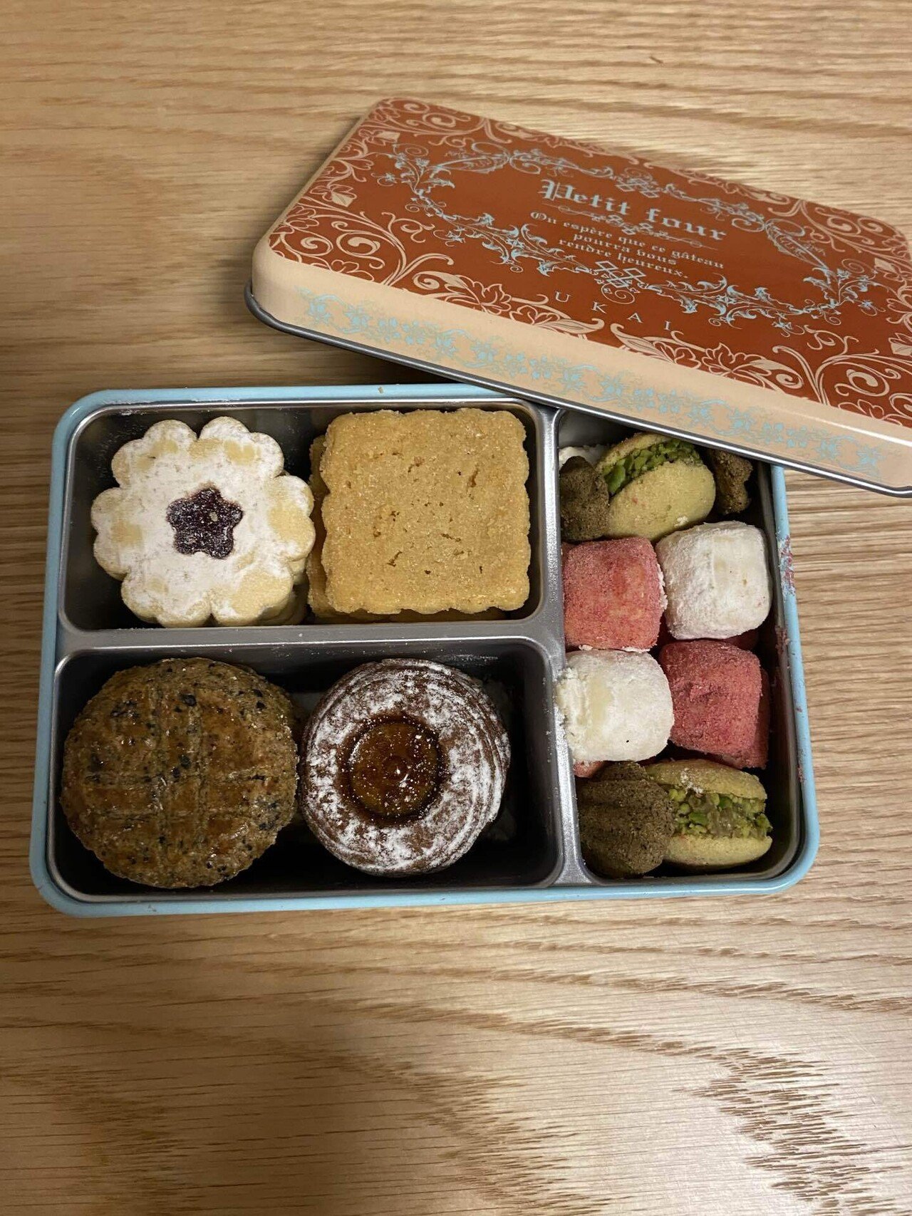 よねむらクッキー缶＆フールセック・小缶まとめ売り Loveスイーツ】#34きらめくクッキー缶の世界｜かもめサブレー