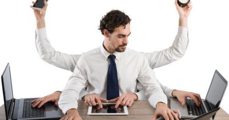 仕事が忙しいと言う人は大体勘違いしている ですの note