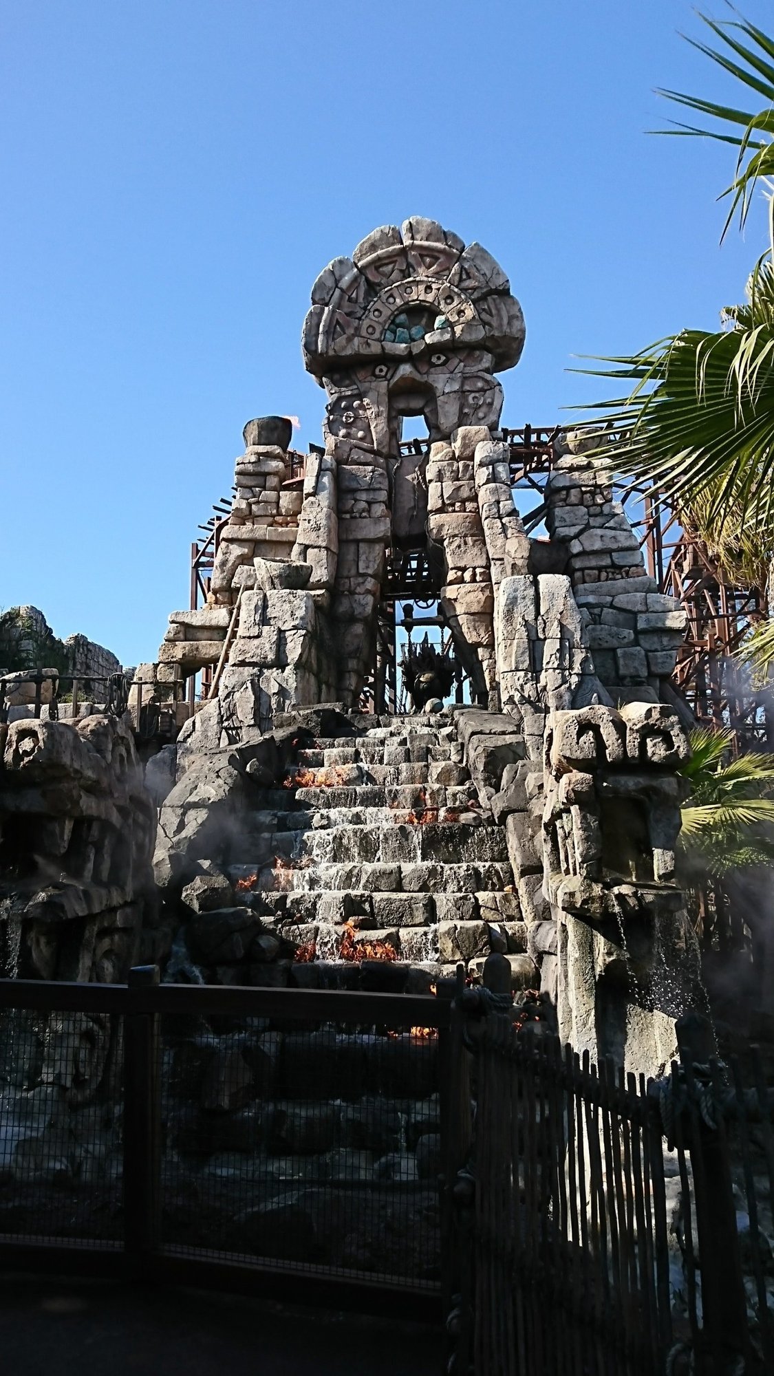 ディズニーシー 絶叫系が好きな方向けアトラクションは Tenchan Note ディズニーシー 絶叫系が好きな方向けアトラクションは Tenchan Note