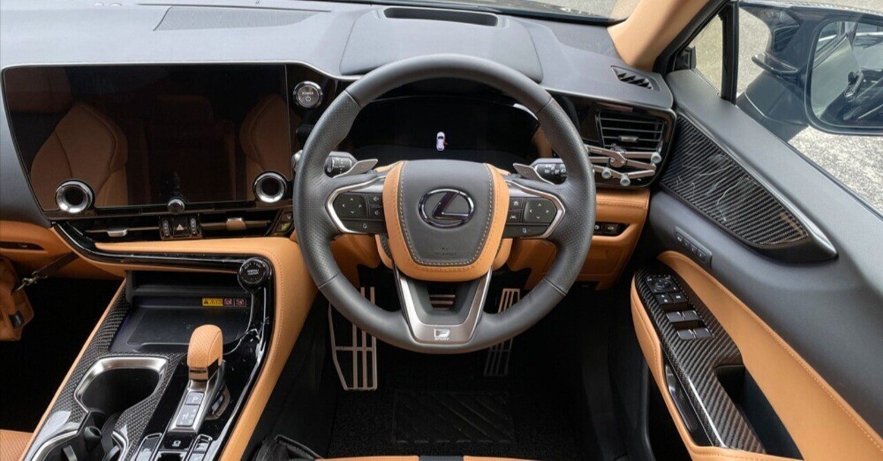 レクサスNX 内装パーツ ヘーゼル ヘーゼルで魅せる！カーボン併用NXインテリアです♬｜Grazio&Co.社長