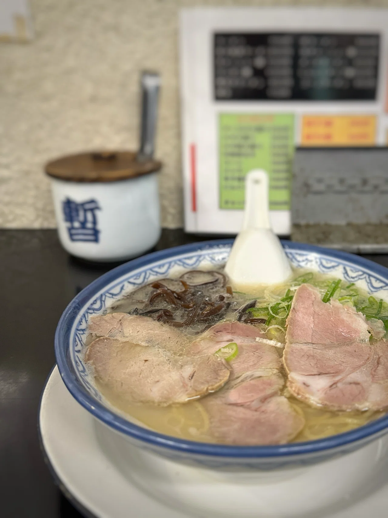 博多ラーメン しばらく 西新本店@早良区西新｜nonopapa