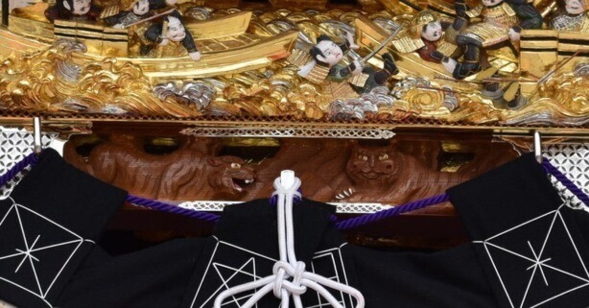 イキマの美播州祭屋台学宝鑑　粕谷宗関　木彫　屋台 播磨の祭礼：水引幕の符号｜姫路いきもの写真
