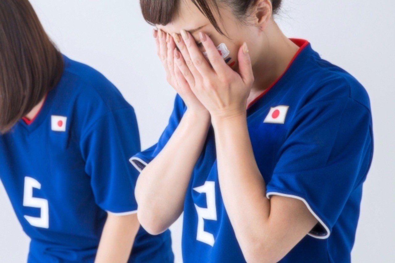 迷彩ユニフォームの人気は浮上するか 日本代表史上最悪のユニフォームと流血スタジアムの記憶 石井和裕 Ece Malicia Note