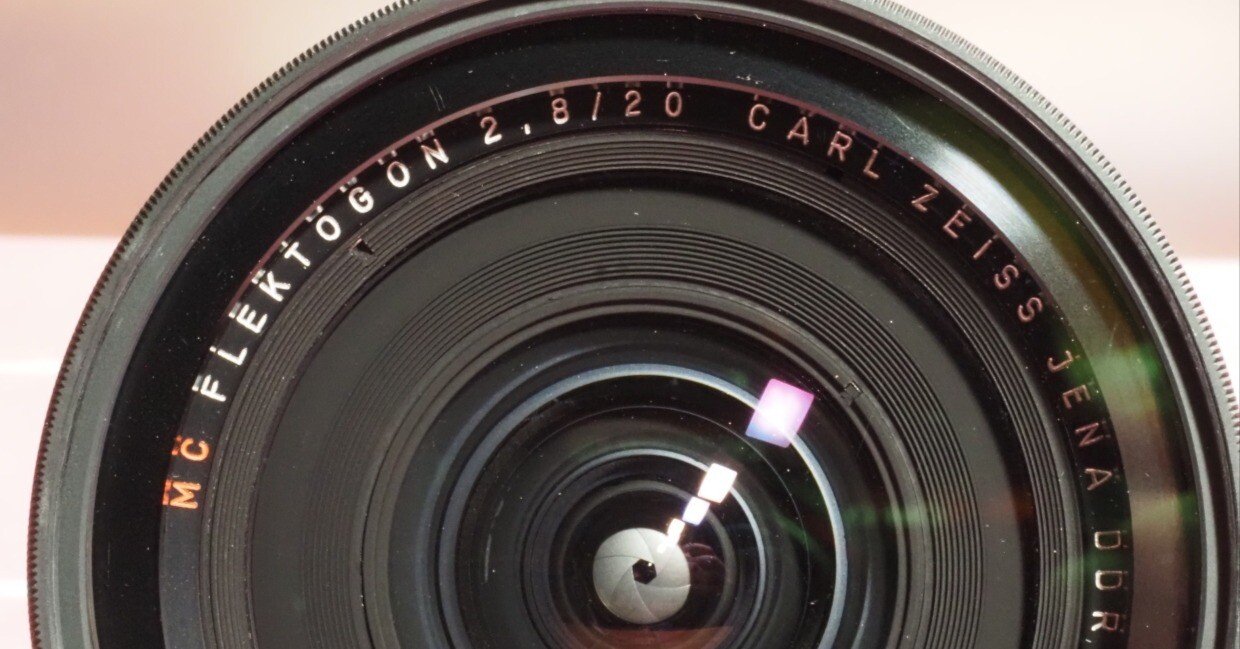 レンズ沼の歩き方」Carl Zeiss Jena MC Flektogon 20mm F2.8 DDR