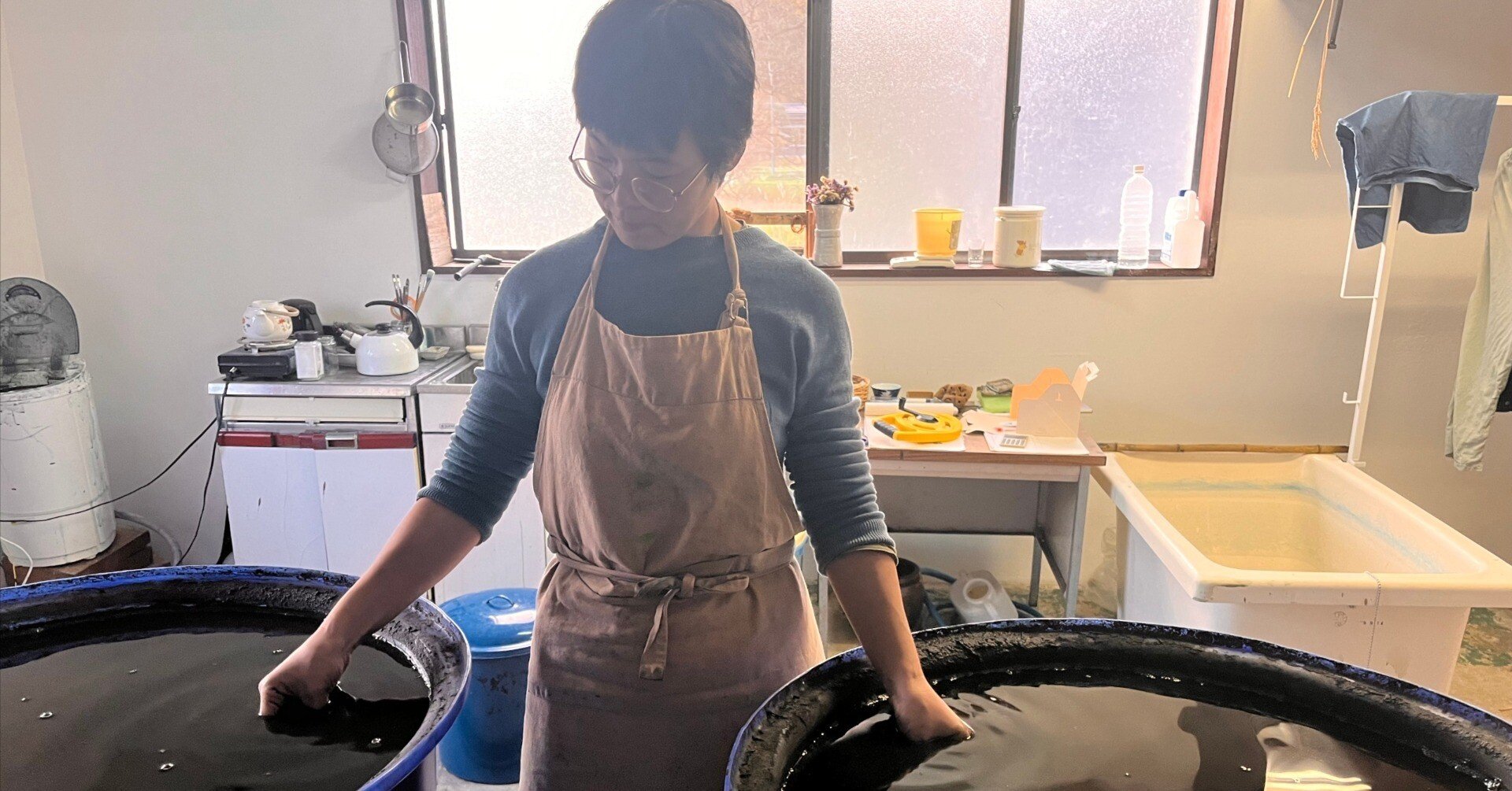 油彩画 自然と人間の関係 真作】絵画 油彩8号 水辺の緑影 静けさと潤いを描いた一枚 印象派風