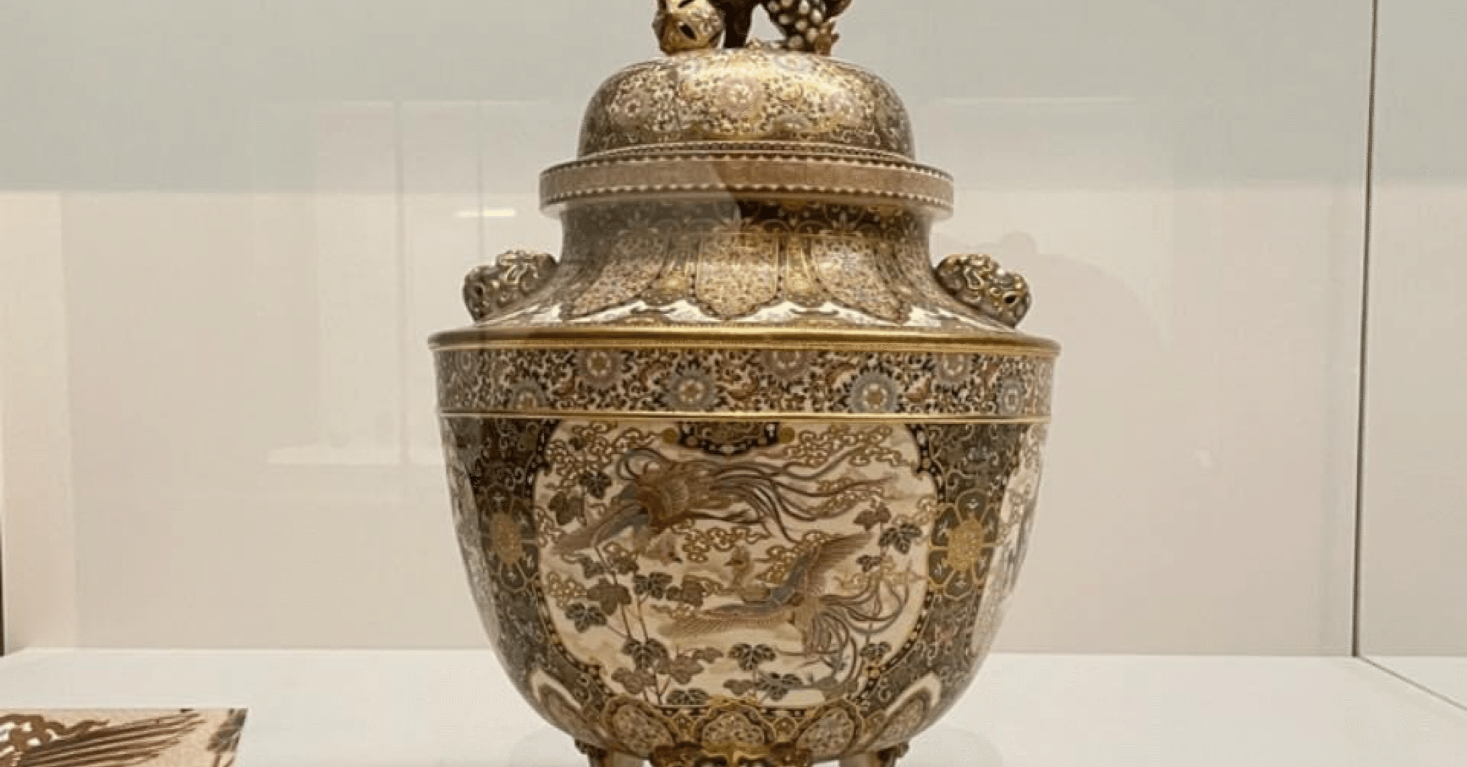 東京国立博物館で錦光山宗兵衞作「色絵金欄手鳳凰文飾壺」がご覧になれ