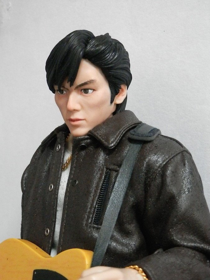 尾崎豊 スーパーフィギュア 限定2000体 尾崎豊 スーパーフィギュア 限定2000体 尾崎豊 スーパーフィギュア