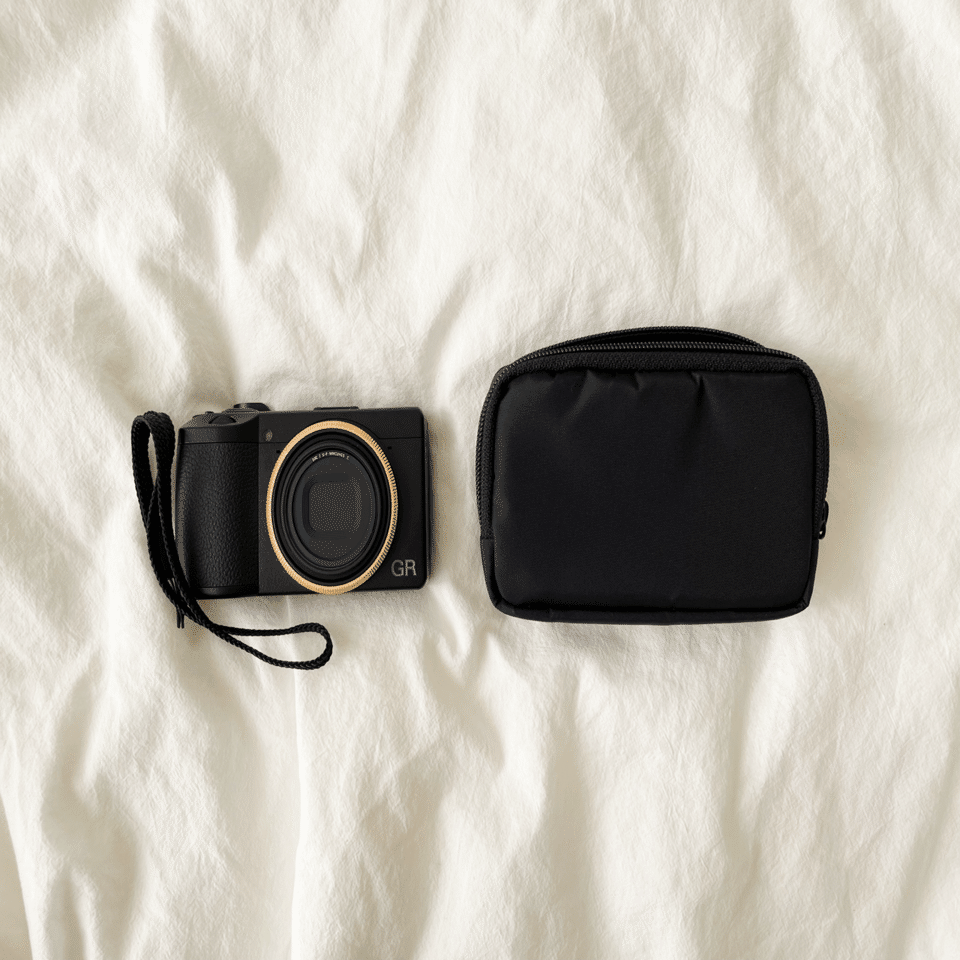 リコー RICOH GRⅢ デジタルカメラ アクセサリーセット RICOH GRⅢと一緒に購入したアクセサリーを紹介します