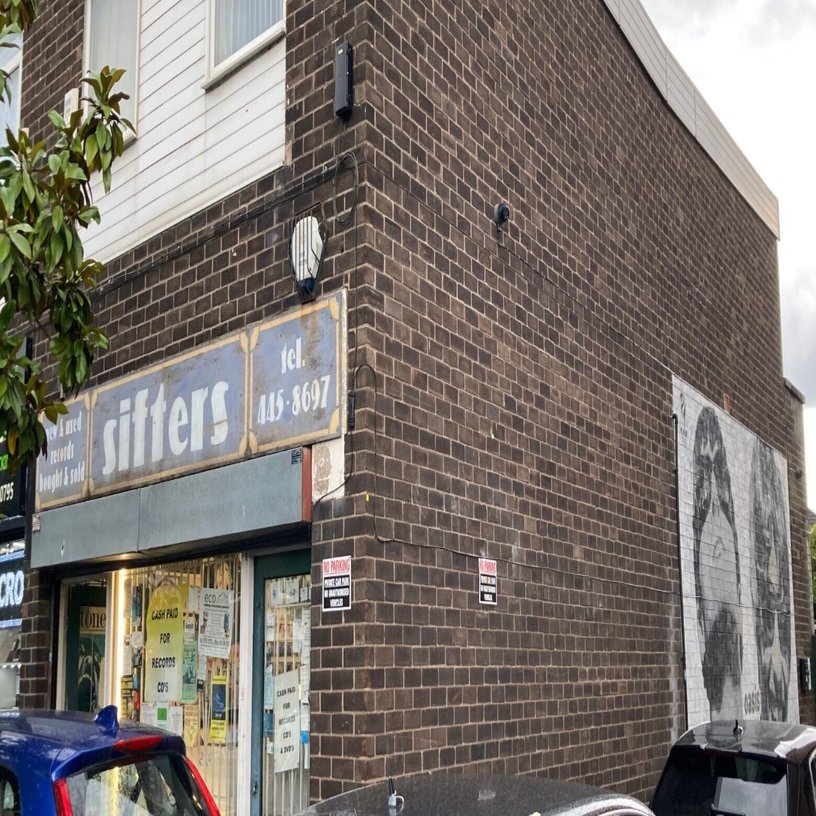 UKロックさんぽ オアシス シフターズレコード｜ピンク式部（旧 66号線）