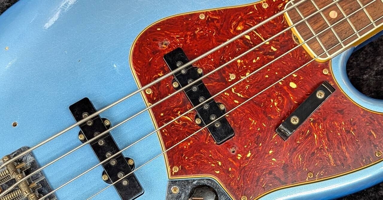 Fender Custom Shop“1966 Jazz Bass Journeyman Relic -Faded Lake