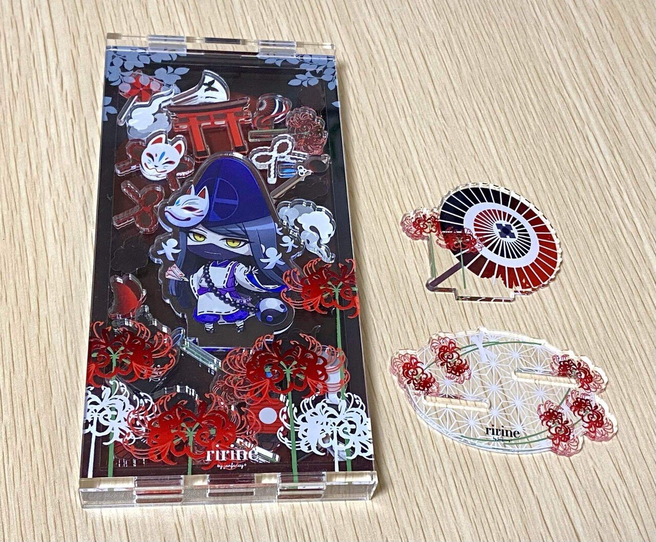 城咲まりあ アクスタ フォンタブ Amazon.co.jp: 紫咲シオン アクリルスタンド ブルアカ 水着 C104