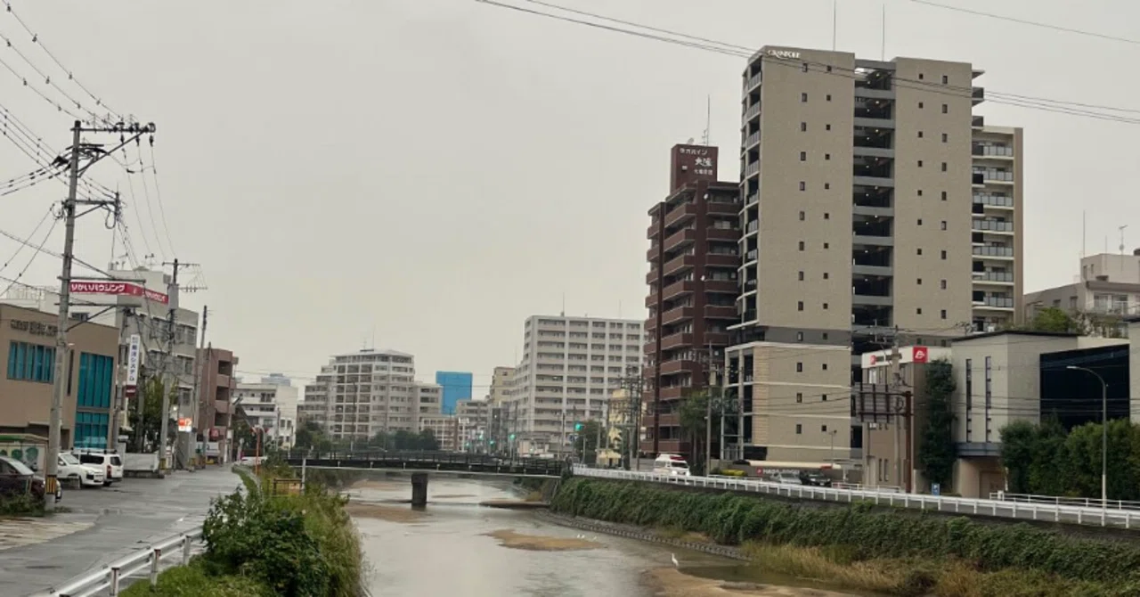 ③レイニーブルー、別府橋・樋井川|1000の寄り道