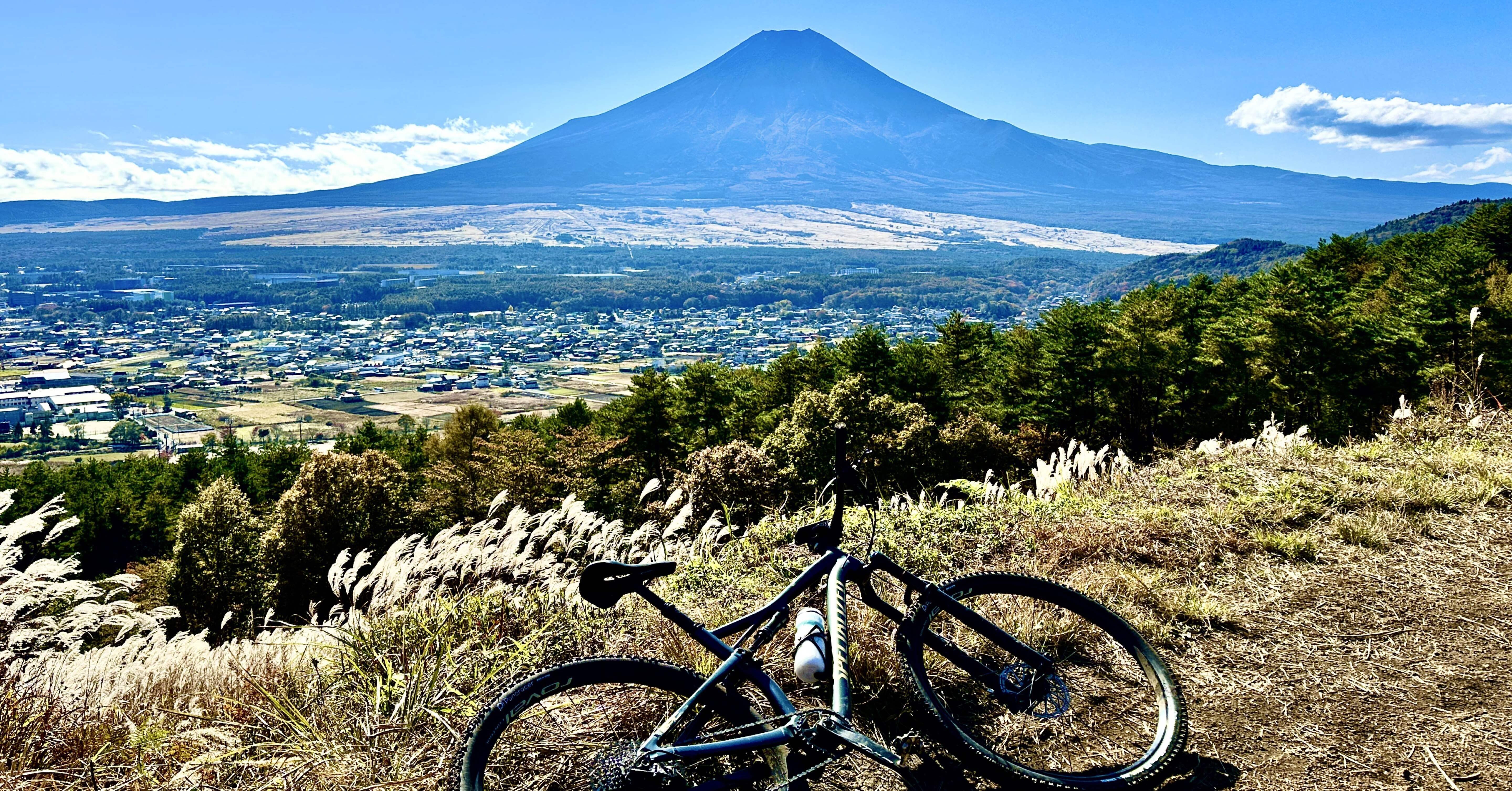 忍野村＆富士吉田市トレイルライド｜Junya Yujiri