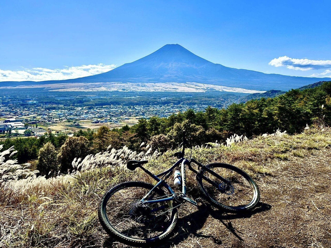 忍野村＆富士吉田市トレイルライド｜Junya Yujiri