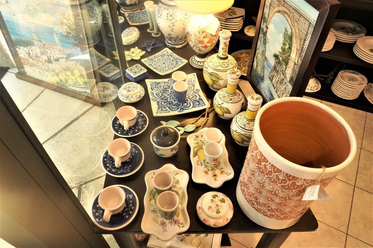 海をイメージするお皿たち｜食の工房オフィスアルベロ【イタリア料理