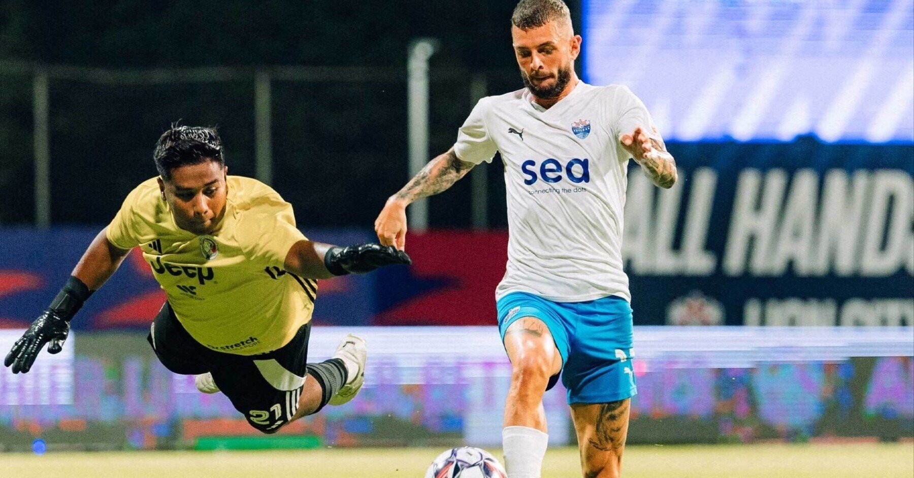 サッカー試合用GPS 選手の運動強度やポジショニングを可視化する最新デバイス「xG-1