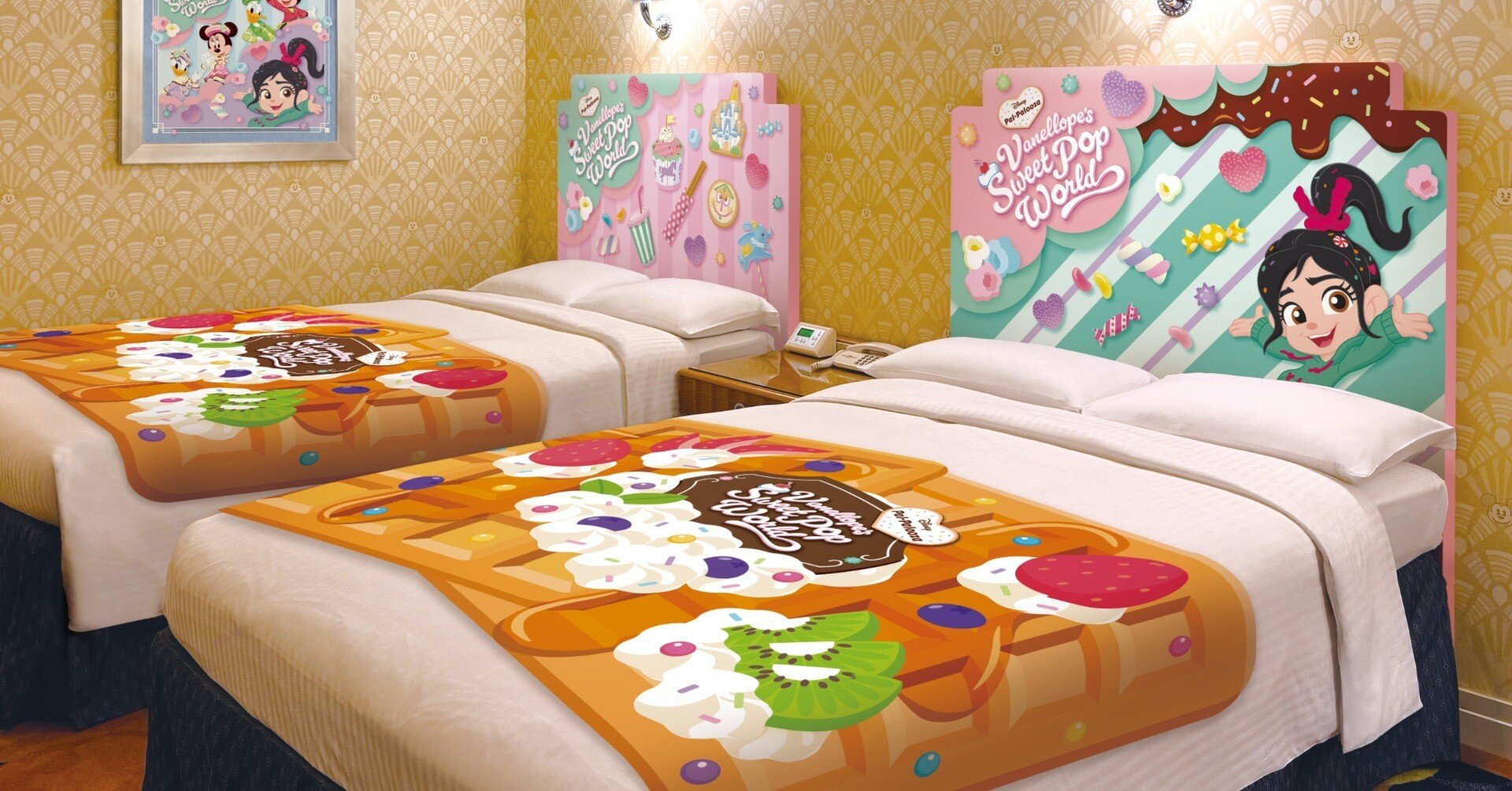 ディズニーアンバサダーホテルに「ヴァネロペのスウィーツ・ポップ