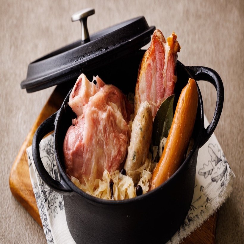 メッツゲライササキ】クリスマスシーズンを彩る！ご馳走レシピ「カスレ