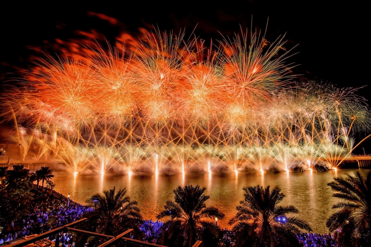 アブダビ】新年の花火スポット2025年完全ガイド｜SHINJI UENO