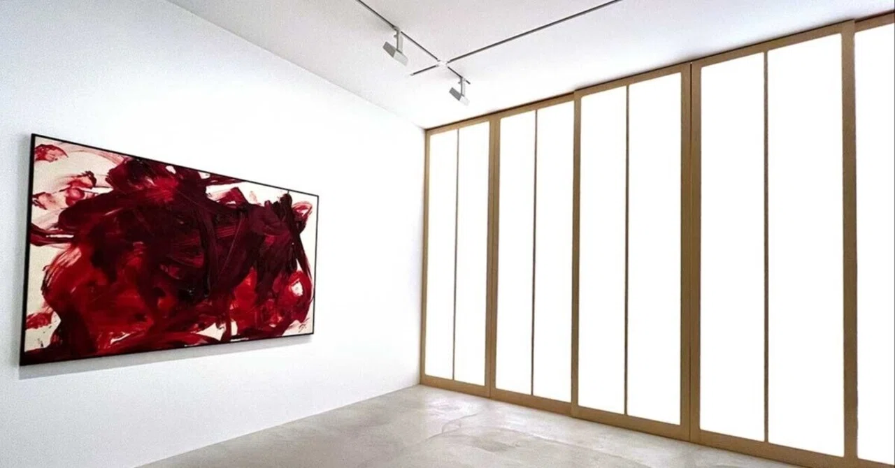野*子様 金箔と赤い背景のパーテーション 展覧会レポート】白髪一雄 + 金山明 「プラス・マイナス 生誕100周年