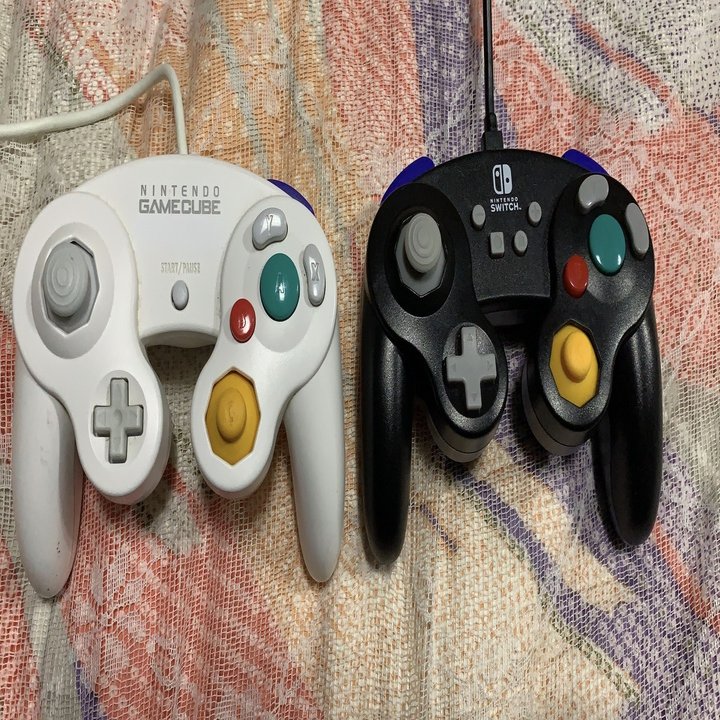 PowerA WIRED CONTROLLER FOR NINTENDO SWITCH - GAMECUBE STYLEを雑