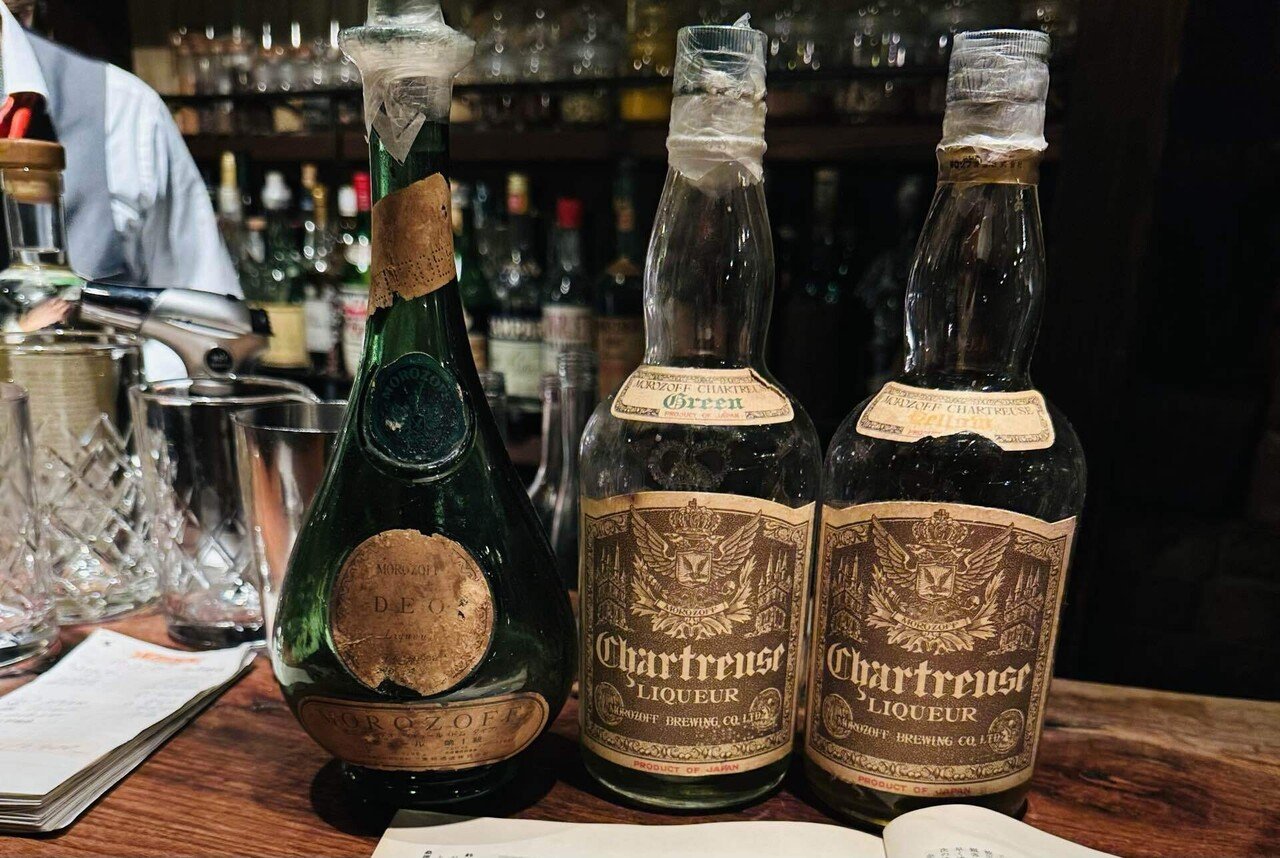戦後日本のBAR文化を支えた模造品リキュールの功績｜Bar