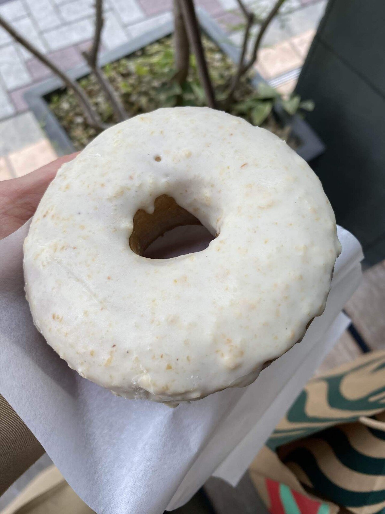 Loveスイーツ】#38天使と悪魔とホワイトチョコマカダミアドーナツ